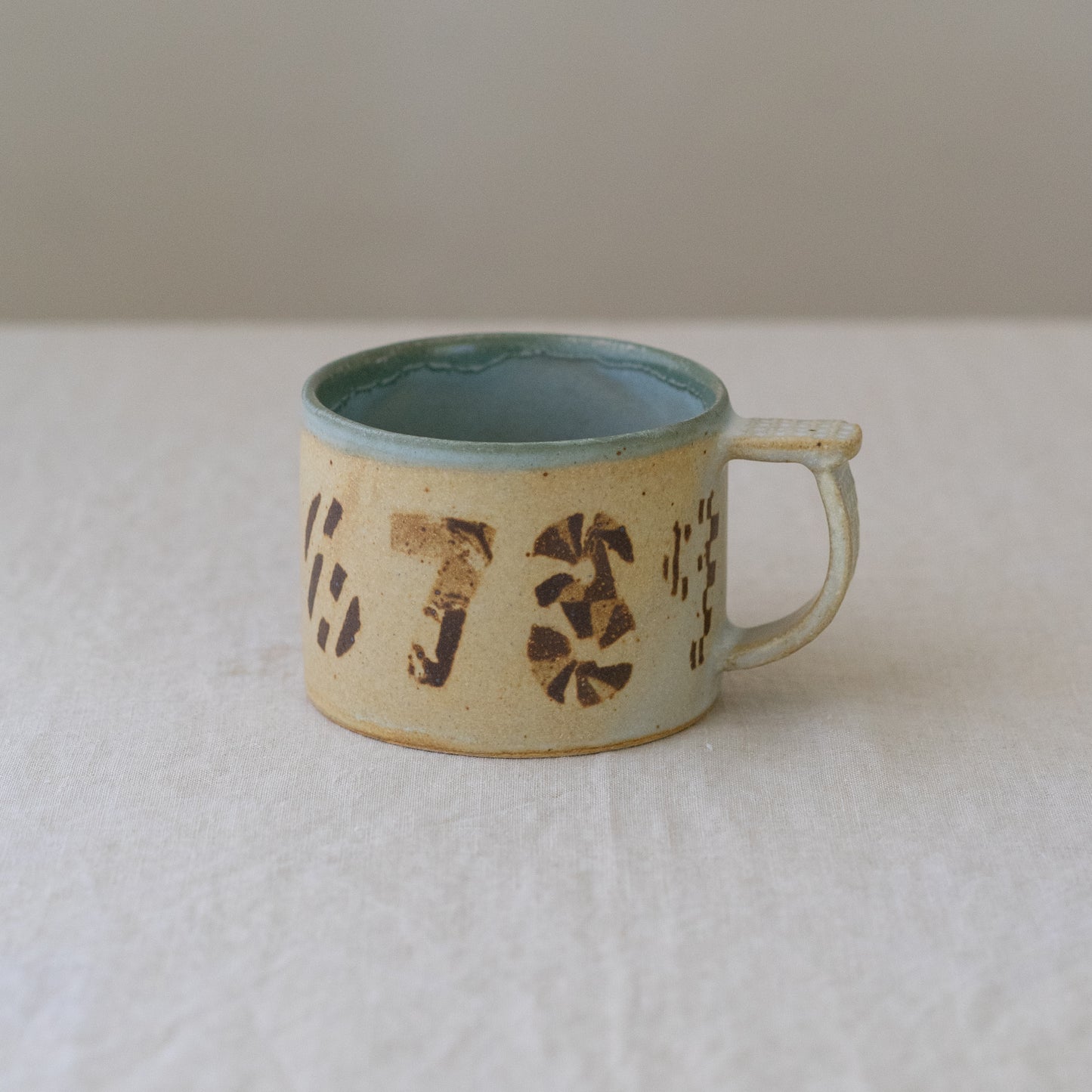 number collage mug no. 3